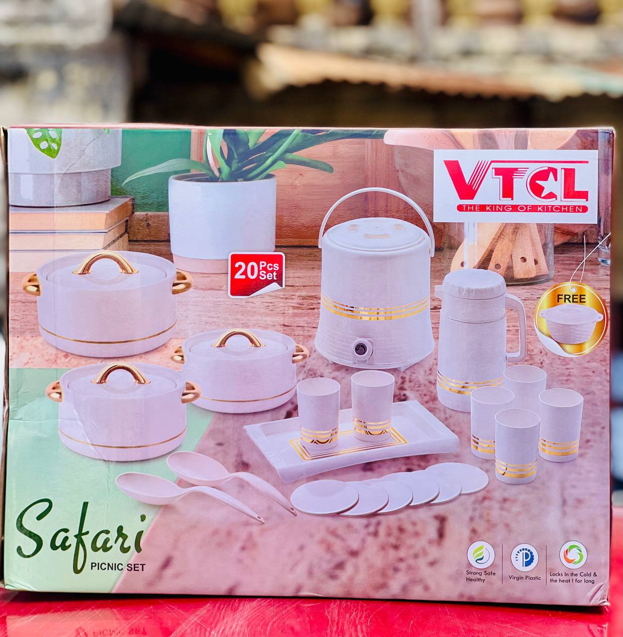 20pc Vtcl Safari set 

Safari hot pot - 3
Water jug 6L - 1
Glass cups - 6
Tea coaster - 6
Serving tray - 1
Serving spoon - 2
Flask (1L) - 1