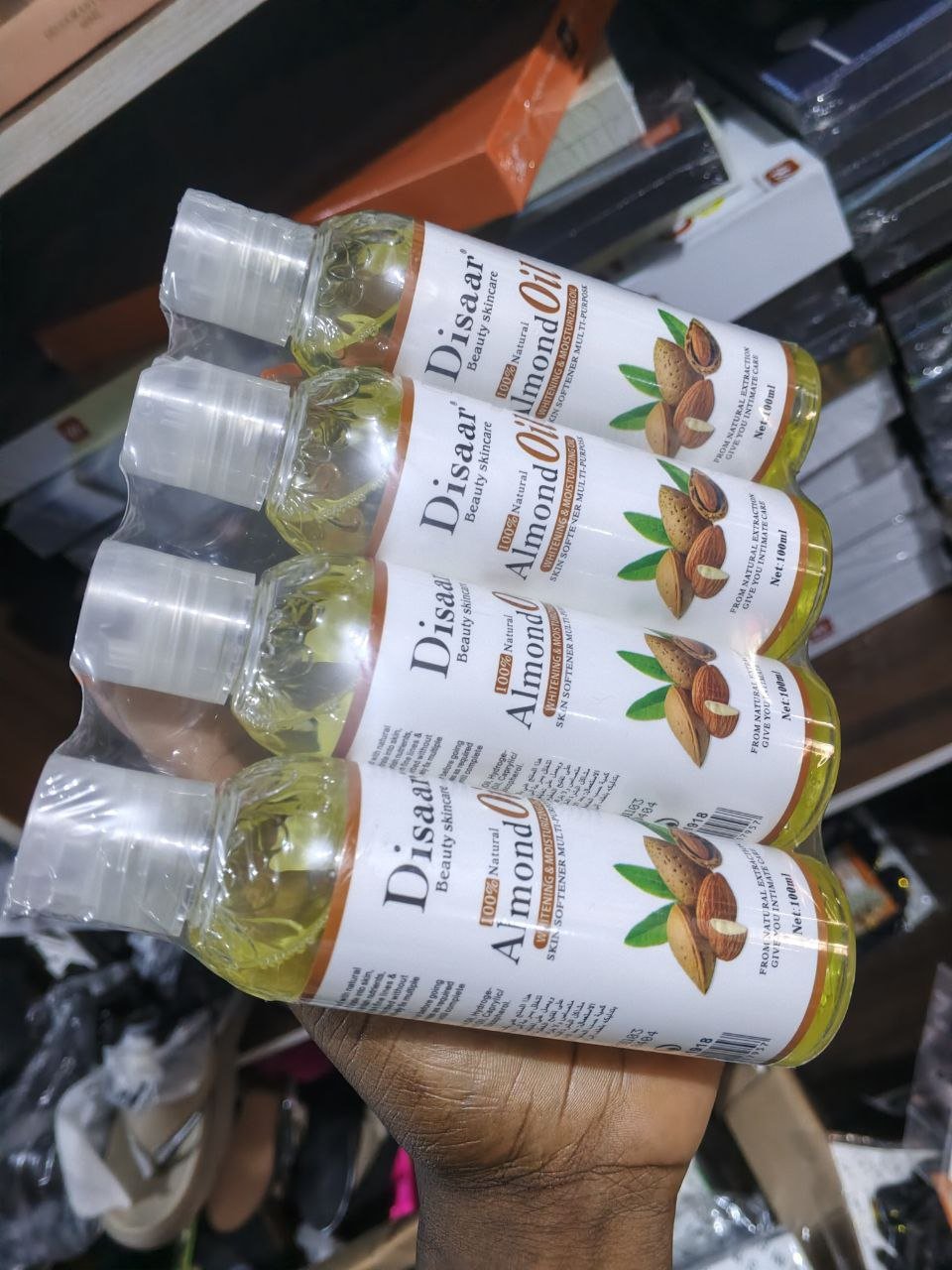 Almond Disaar oil