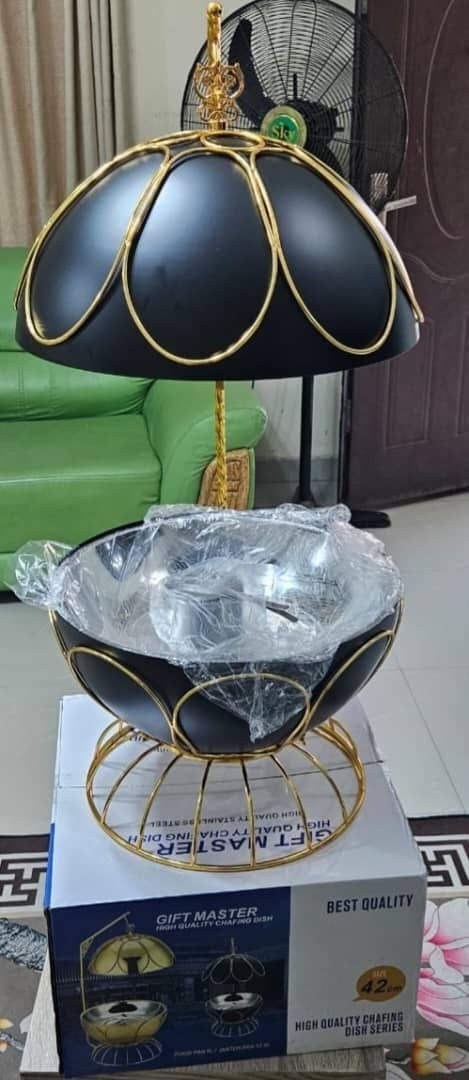 Gold Gift Master Chaffing Dish