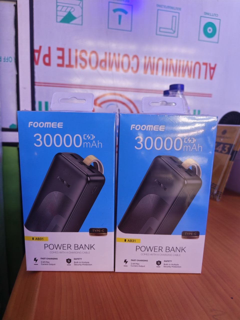 30000mAh Foomee power bank
