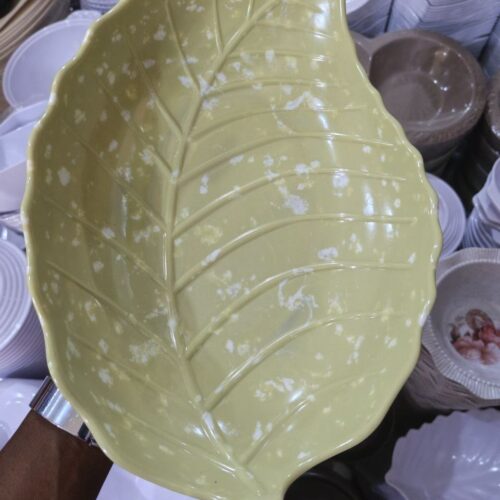 530 dozen Leaf Plate